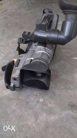 Panasonic MD video camera. with bettery