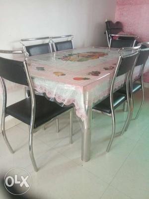 S. S Dinning table of 6 chair
