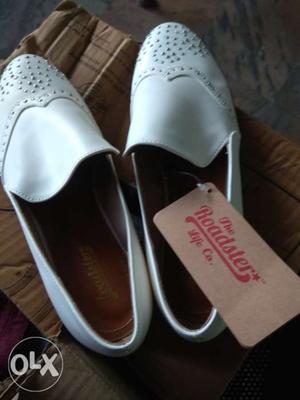 Sale for ladies shoes company of Roadstar Size