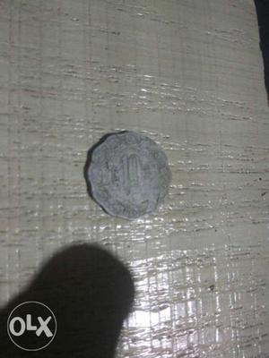 Scallop Edge Silver-colored Indian Paise Coin