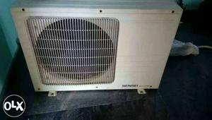 1 ton split air conditioner 2 year old