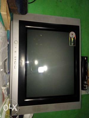 Clour LG flatrone(with golden eye) tv big and