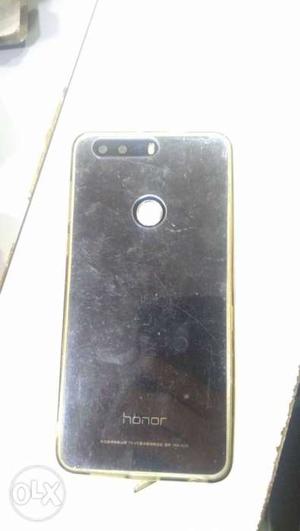 Honor 8 4gb ram 32gb no any problem only screen