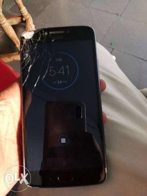 I'm selling my mobile in neat condition Screen