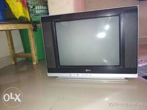 LG 21 inch CRT TV in good working condition with