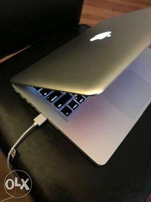 MacBook Pro (A - i5 - 8GB - 500GB - optical Drive) in