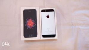 New condition Apple iPhone SE 32GB available with full kit