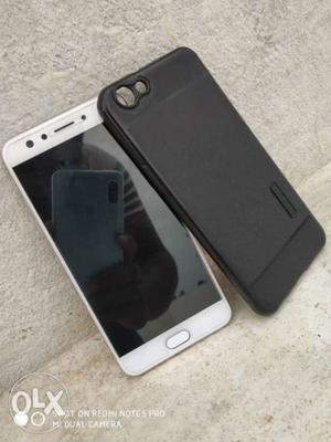 Oppo f3 charger back case available, no problem