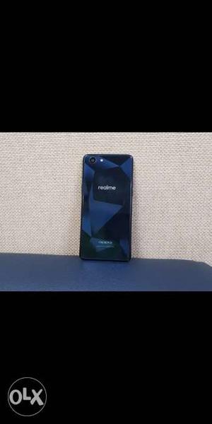 Oppo realme 1 charger is also available along