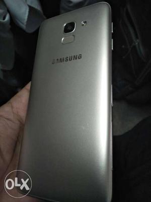 SAMSUNG Galaxy J6..3 Month Old, Bill Charger or