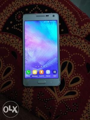 Samsung A5 no scratch ekdum fresh only phone