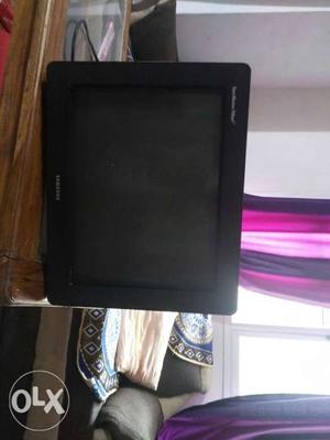 Samsung CRT Monitor 17" colour in good working