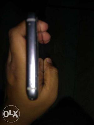Samsung galaxy a5 16 in mint condition urgent sale