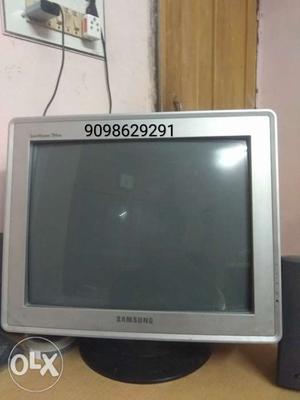 Samsung monitor with CPU, mouse and Keyboard