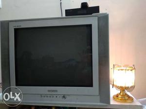 Sumsung Flat Screen TV in good and smooth