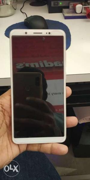 Vivo v7 plus scratch less 3 month used in good