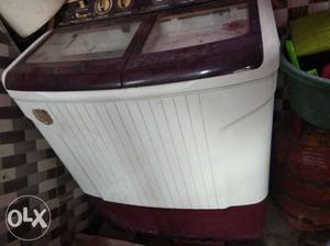 White And Maroon Twin Tub Washer