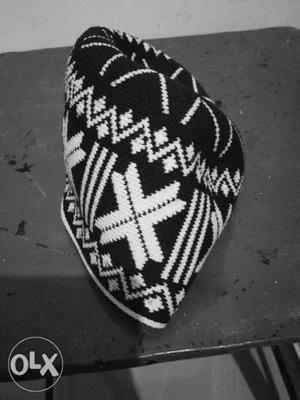 Black And White Tribal Print Knit Cap