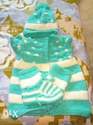 Handmade soft winter set for new born baby.