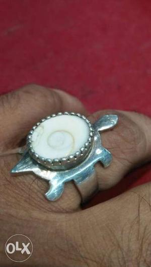 Silver tortoise old finger ring with gomati