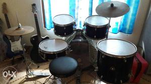 TAMA Drum set with SABIAN hihat