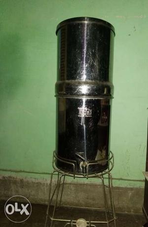 Bajaj water filter with stand