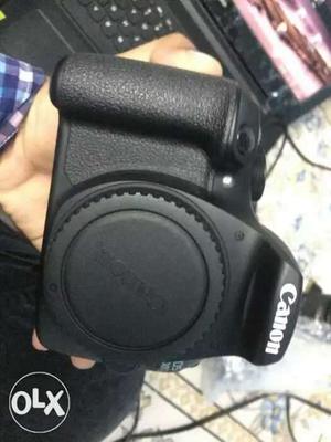 Black Canon EOS dDSLR Camera on rent
