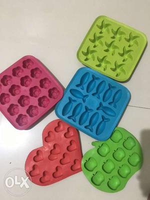 Chocolate Moulds/ Ice tray