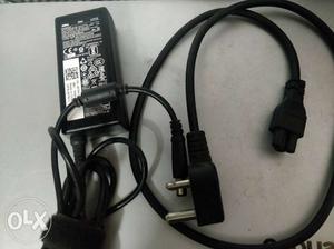 DELL Charger 65w 19.5V 3.44A with power Cord