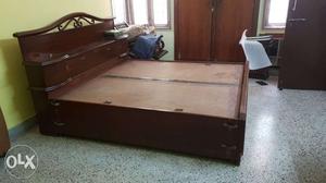 Double cot, box type with storage space made of