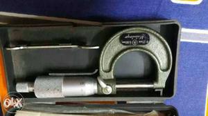 Micrometer (0 to 25 mm)..Made in Japan