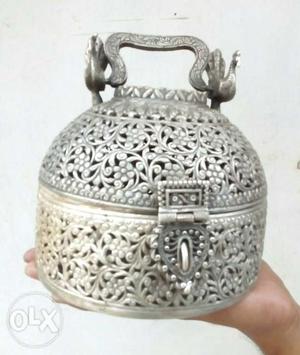 Nawabi silver Khasdan