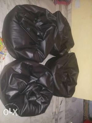 Set of 4 bean bags in good condition.