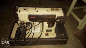 Singer ClasicUltra Picco Sewing machine