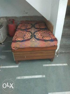 Single Bed(Deewan) with mattress