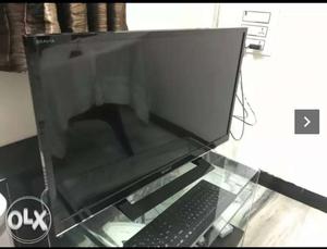 Sony Black Flat Screen TV 32 inch LED