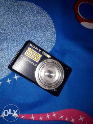 Sony cyber shot camera 10.1 mega pixel with great