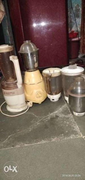 Two Beige And White Blenders urgent sell full working