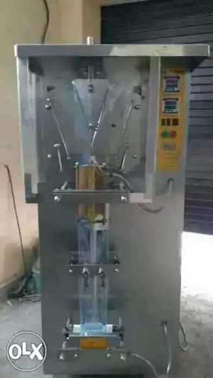 Water pouch packing machine & r.o.plant.intrested