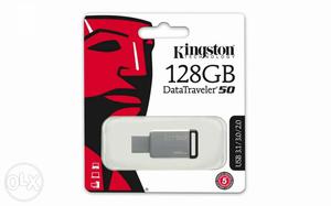 White Kingston USB Flash Drive Pack