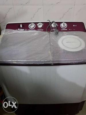 9.5 kg brand new semi automatic LG washing