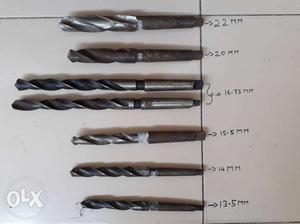 Drill bits in various sizes & new.