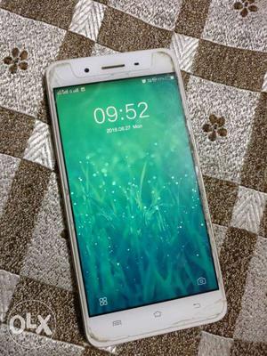 Vivo Y55s for sale with all accessories 2 month