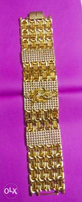 2 gm pure gold forming bracelet available color
