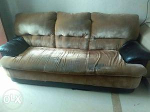 3 seater sofa and 1+1 chairs