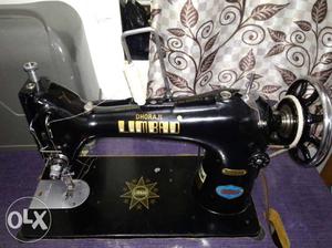 Black Dhoraji Sewing Machine