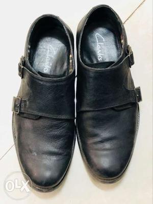 Black colour formal shoes clarks size 8 no.