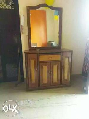 Dressing table with mini wardrobe in very good