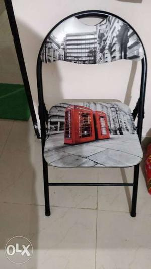 Foldable chair. Used for 1 month.