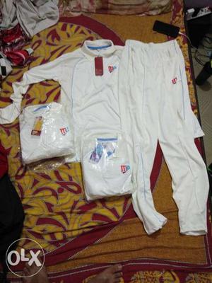 Full sleeves white cricket kit for sale, very